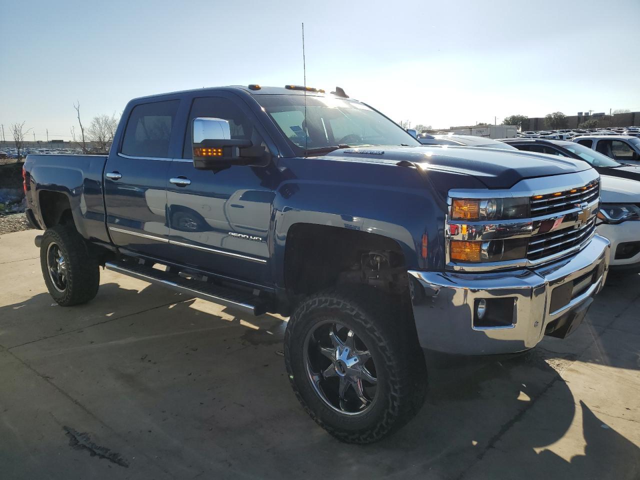 2016 CHEVROLET SILVERADO - Фото 4