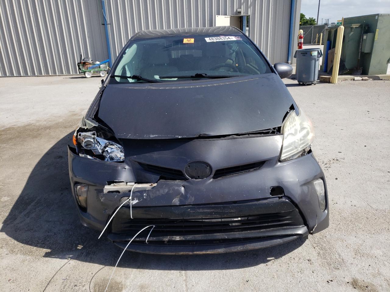 2015 TOYOTA PRIUS - Image 5