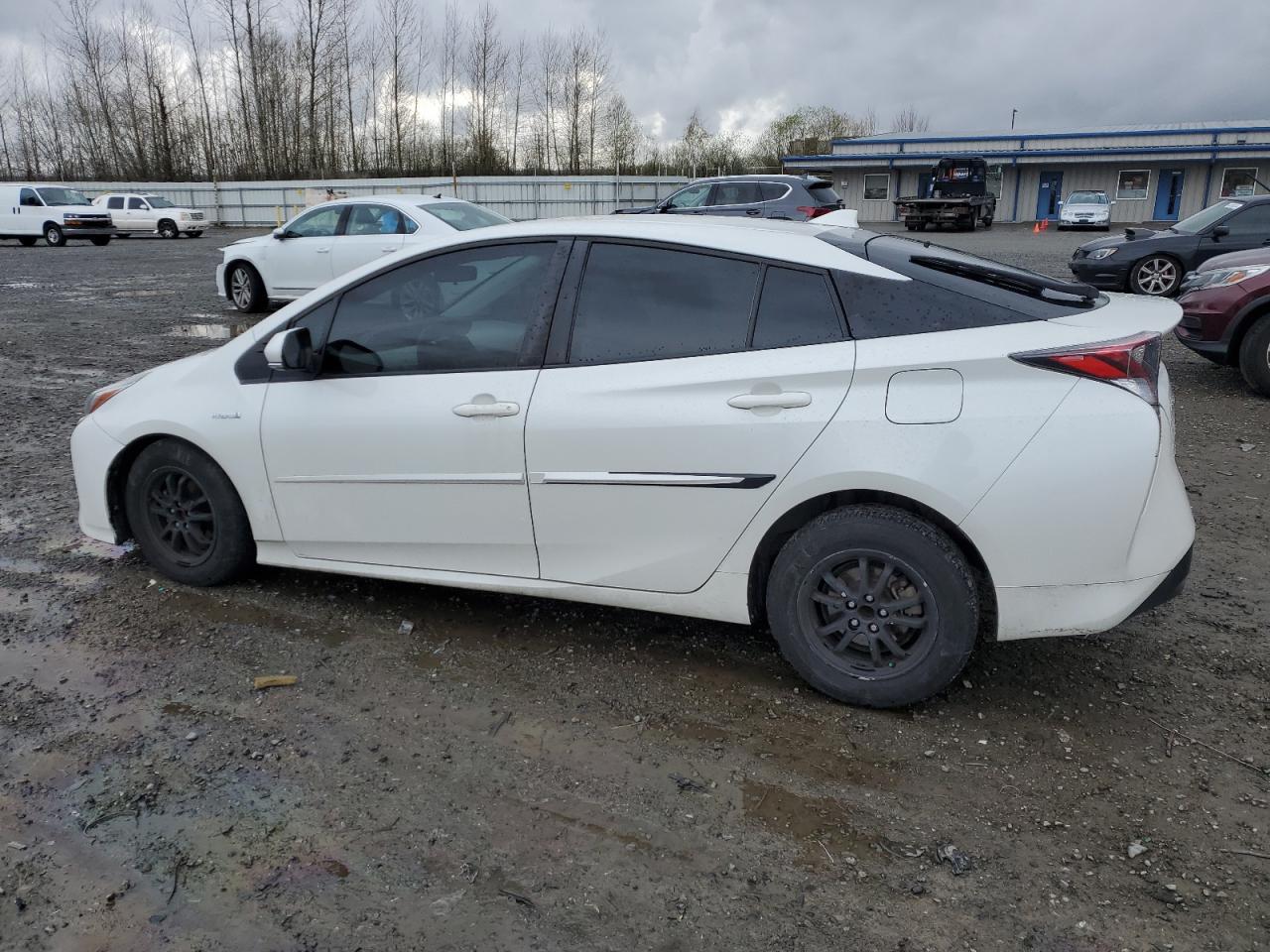2016 TOYOTA PRIUS - Фото 2