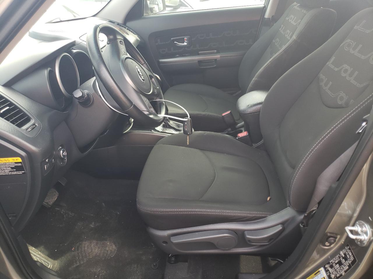 2013 KIA SOUL + - Image 7