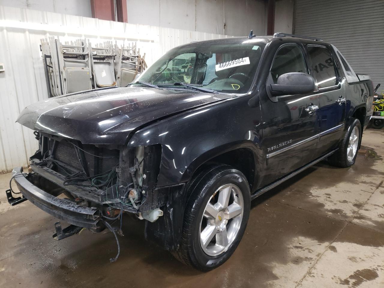 2010 CHEVROLET AVALANCHE car image