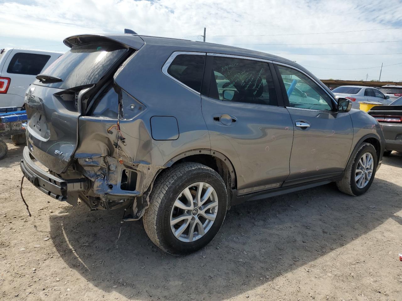 2018 NISSAN ROGUE S - Фото 3