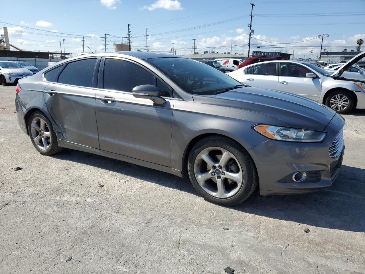 2014 FORD FUSION SE - Image 4