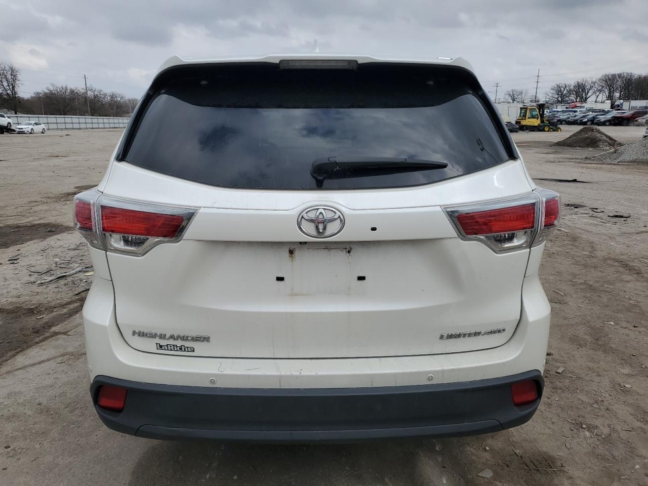 2015 TOYOTA HIGHLANDER - Фото 6
