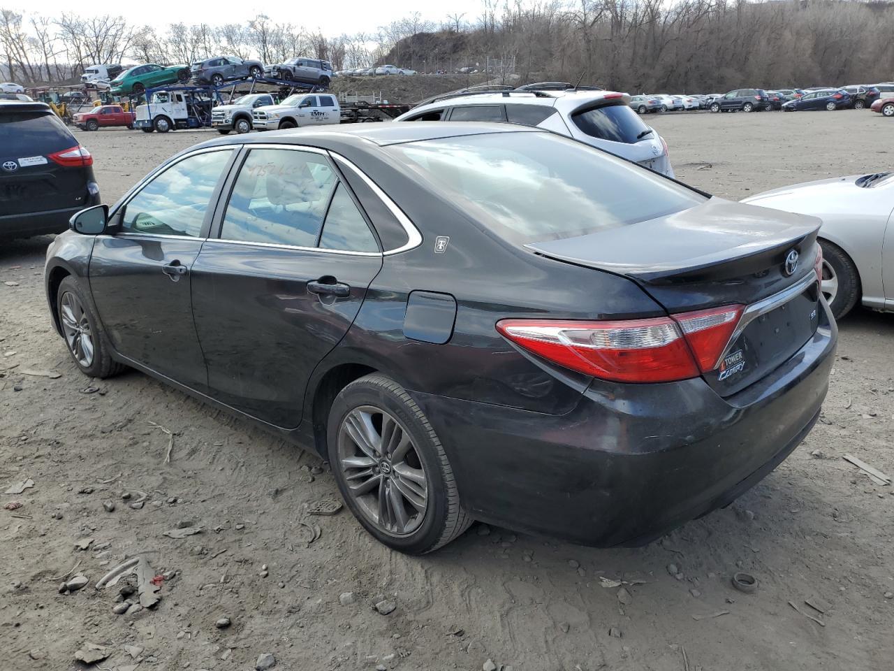 2016 TOYOTA CAMRY LE - Фото 2