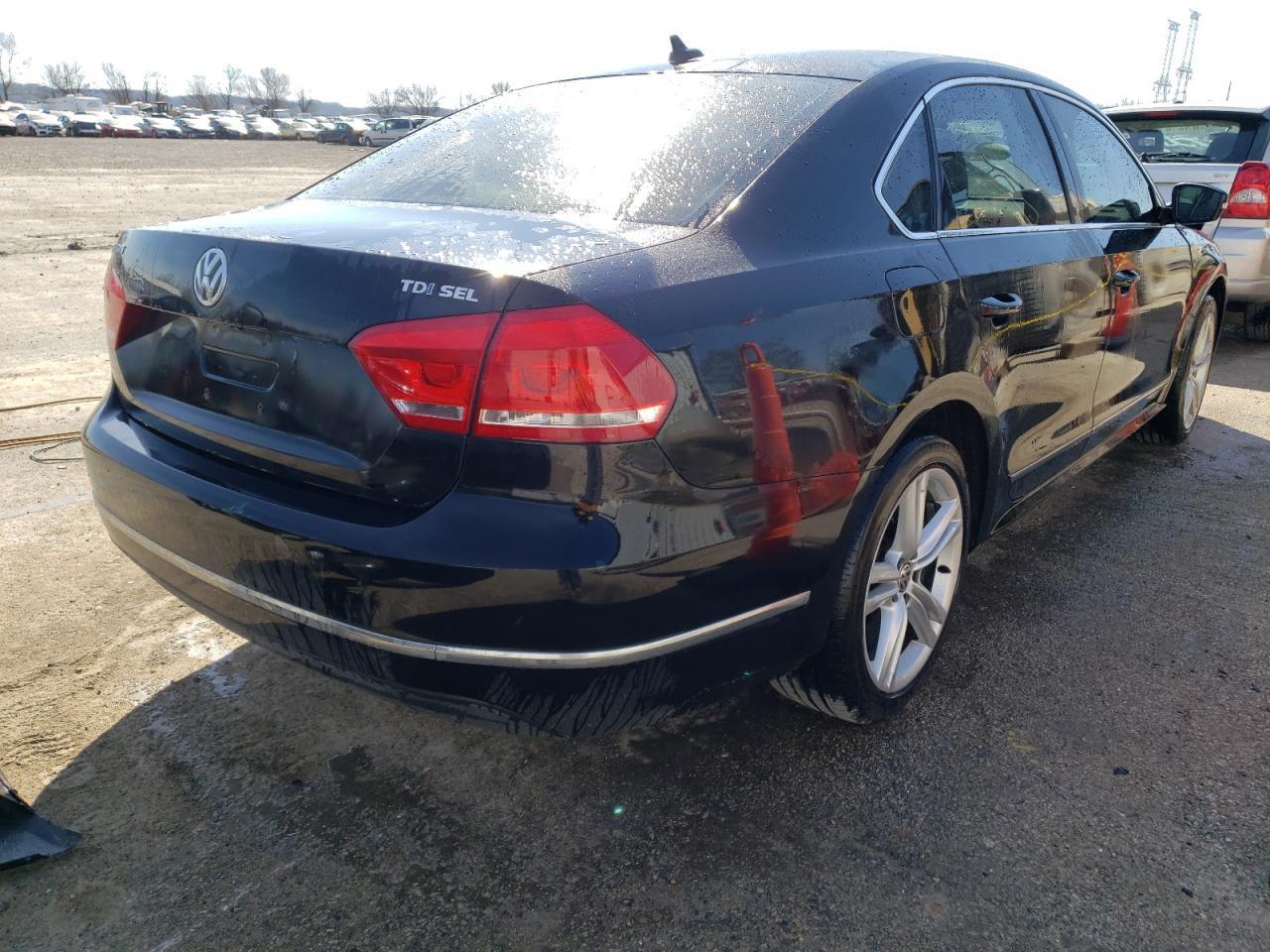 2014 VOLKSWAGEN PASSAT SEL - Фото 3