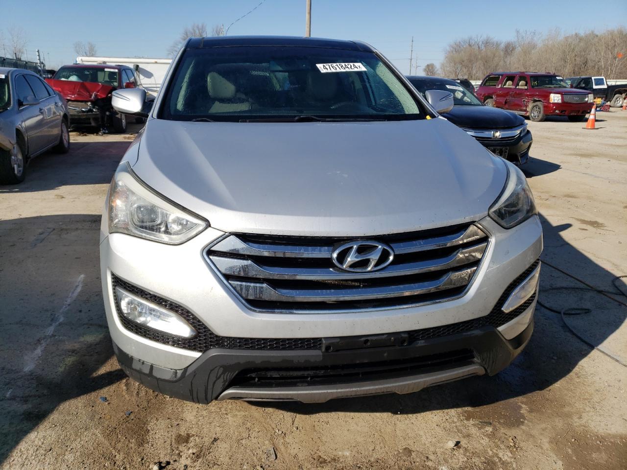2013 HYUNDAI SANTA FE S - Image 5