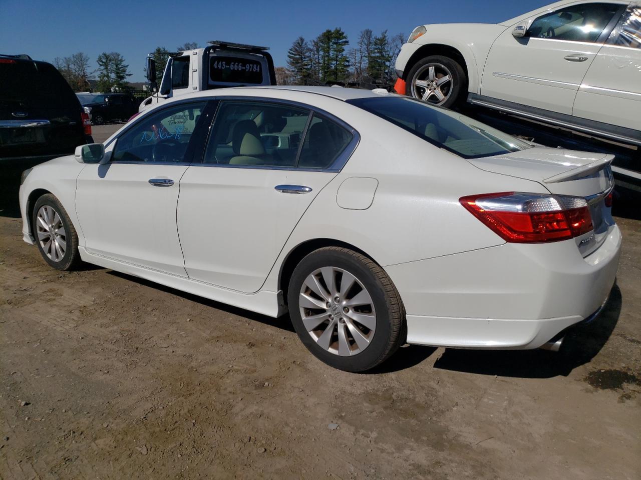 2014 HONDA ACCORD TOU - Image 2