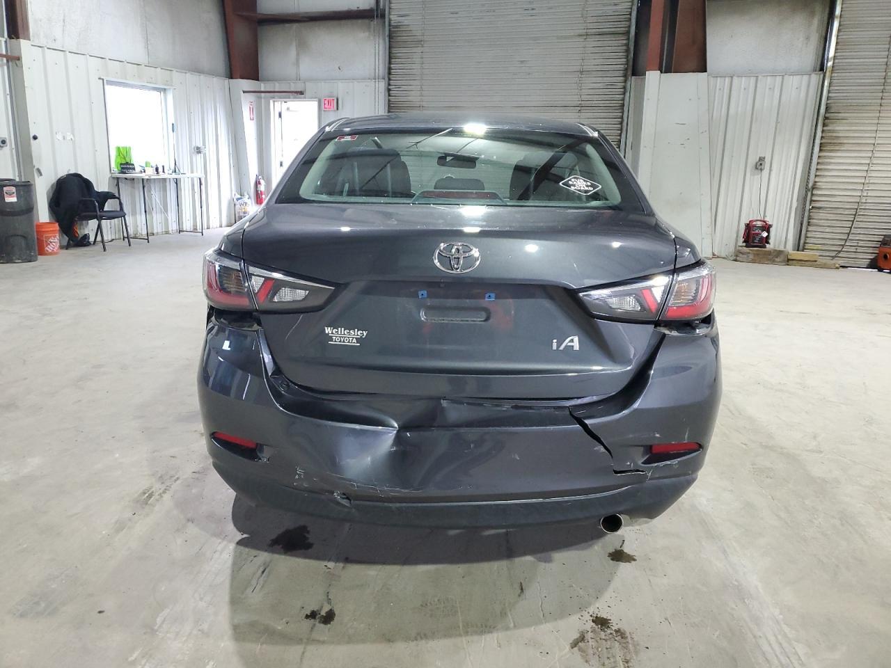 2017 TOYOTA YARIS IA - Фото 6