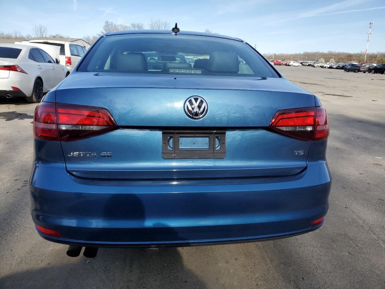 2017 VOLKSWAGEN JETTA SE - Image 6