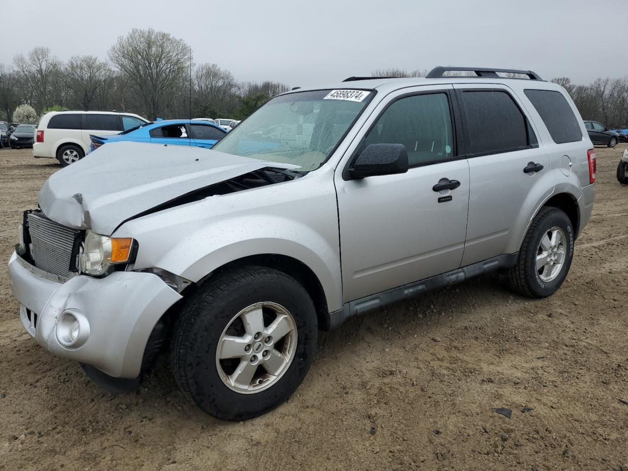 2010 FORD ESCAPE XLT car image