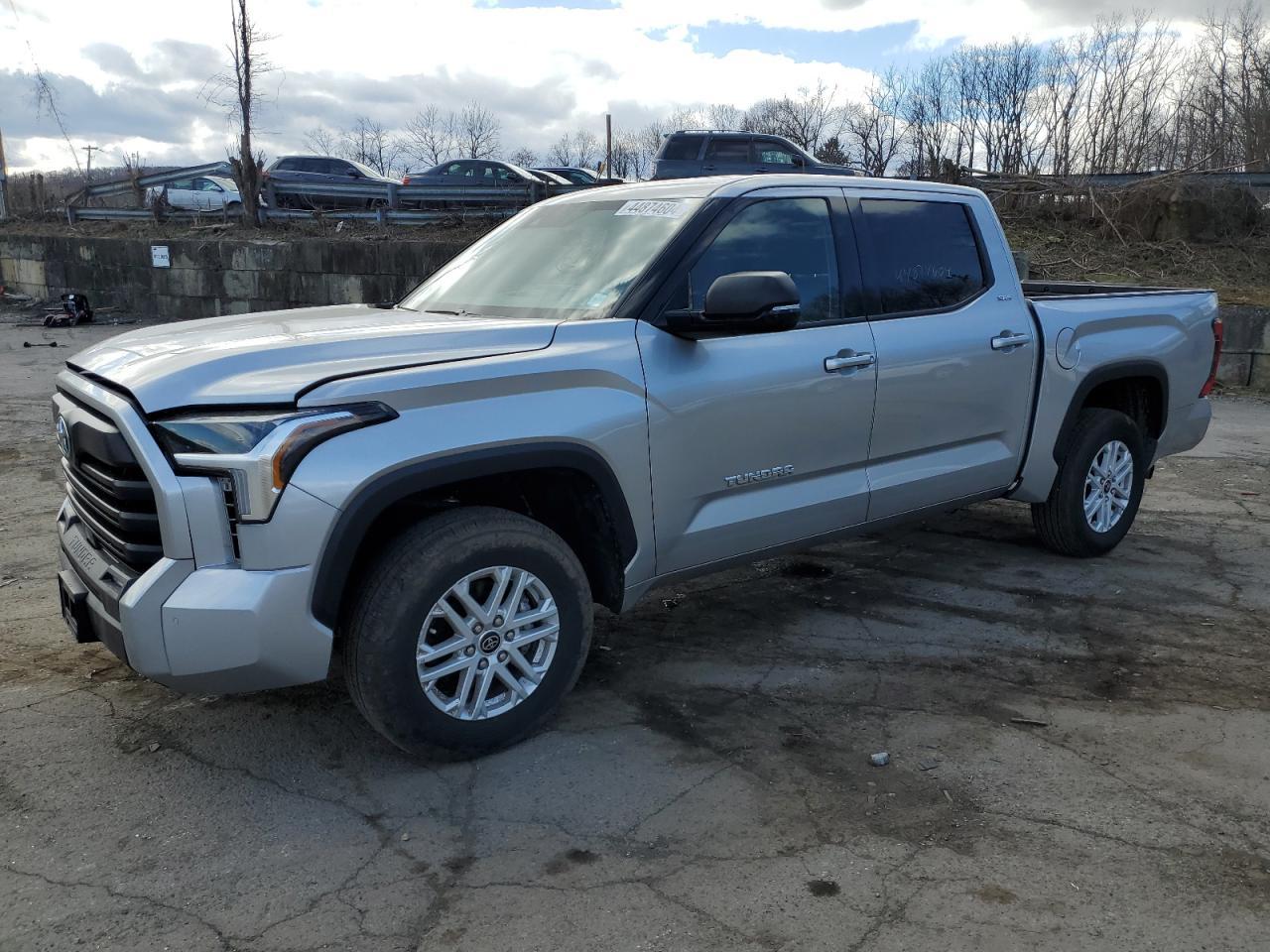 2023 TOYOTA TUNDRA CRE