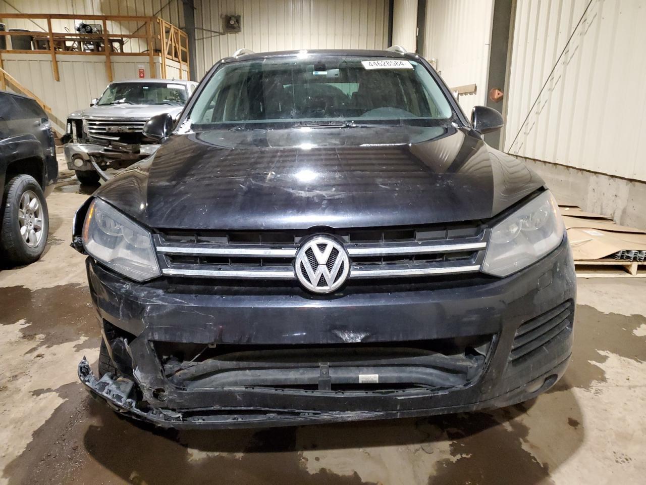2012 VOLKSWAGEN TOUAREG V6 - Фото 5