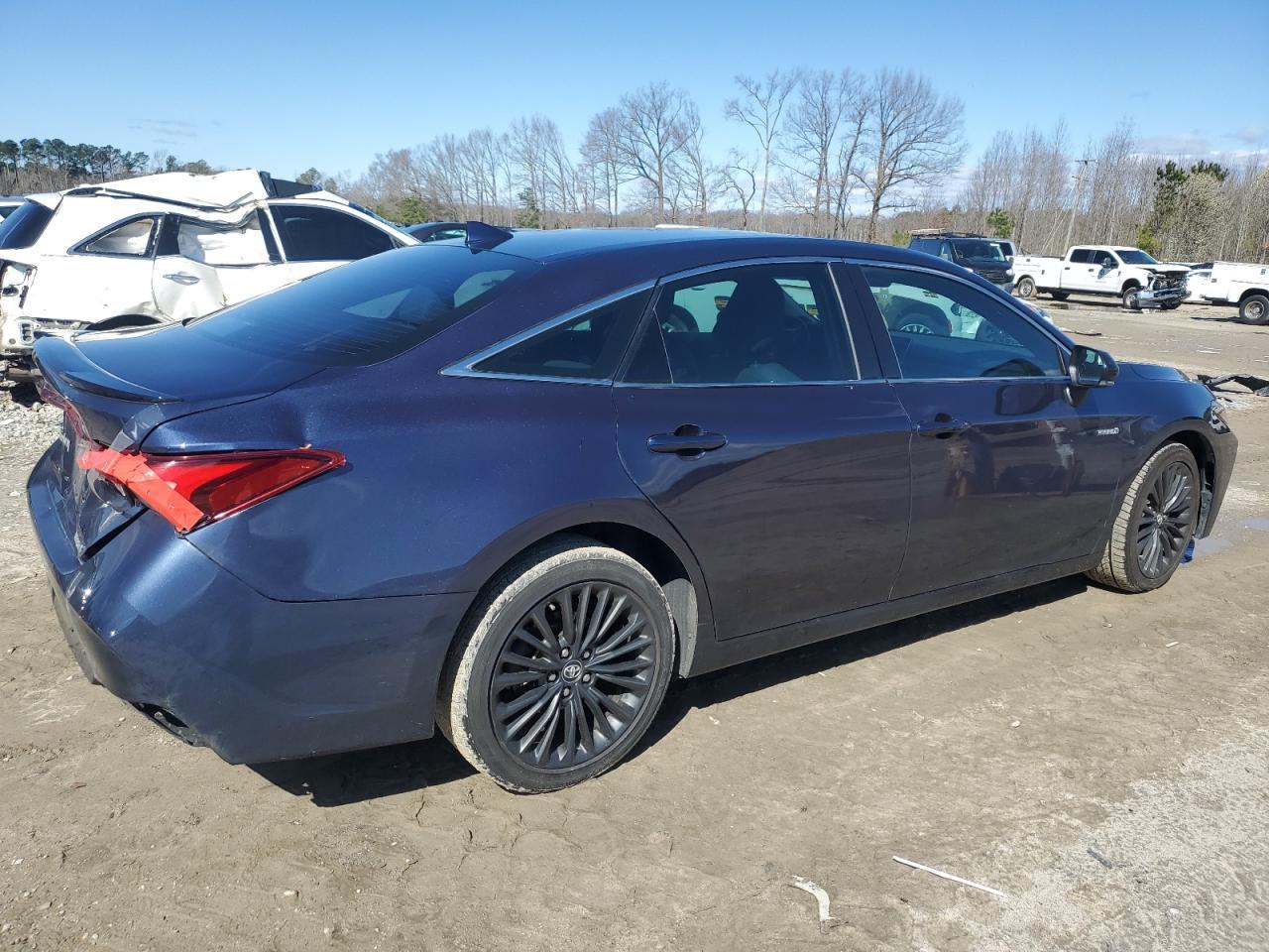 2019 TOYOTA AVALON XLE - Фото 3