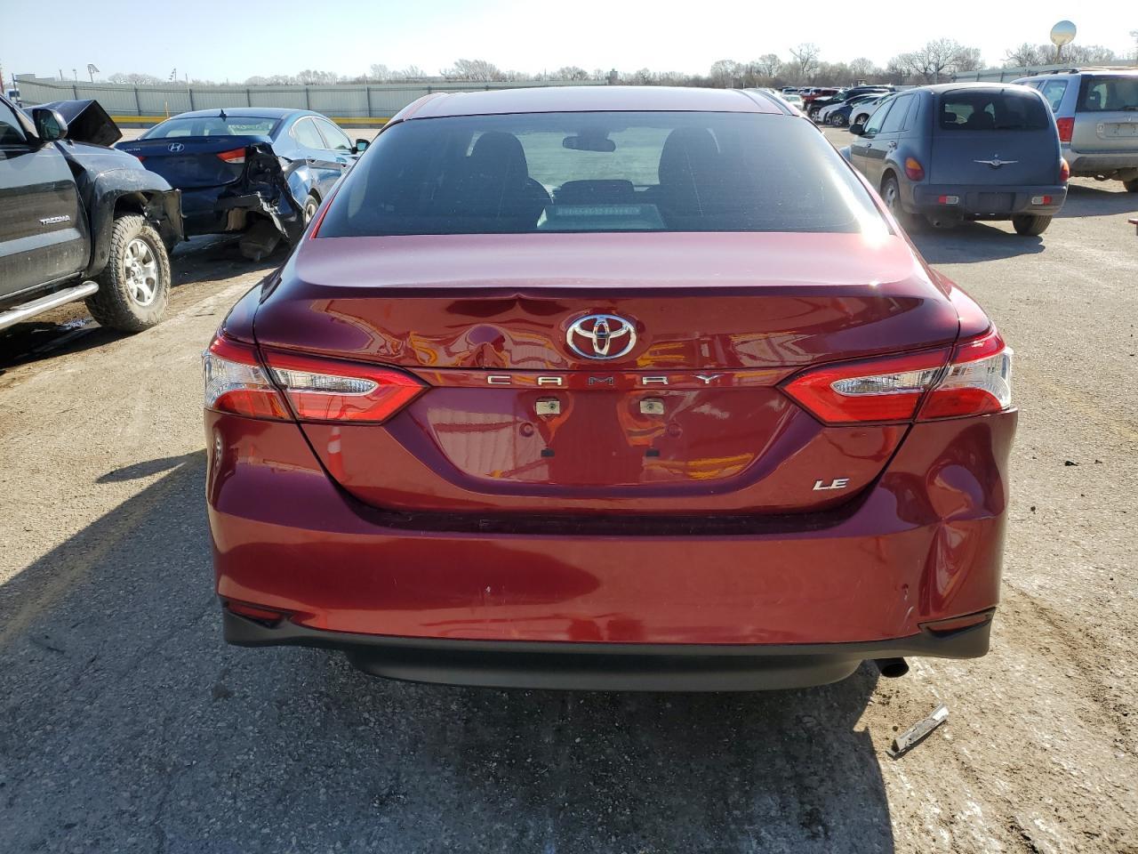 2018 TOYOTA CAMRY L - Фото 6