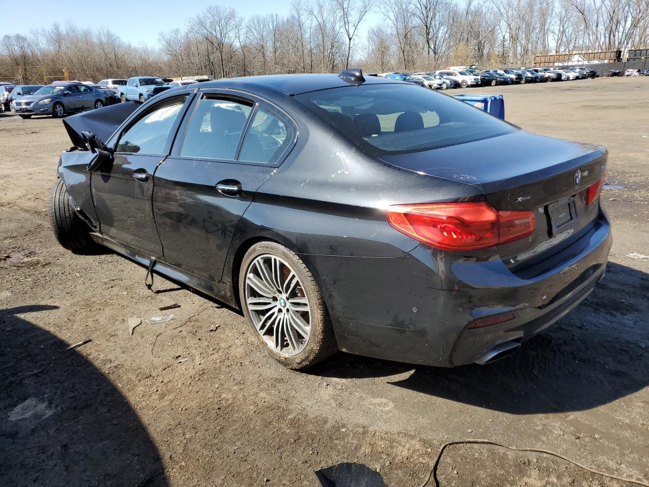2017 BMW 540 XI - Фото 2