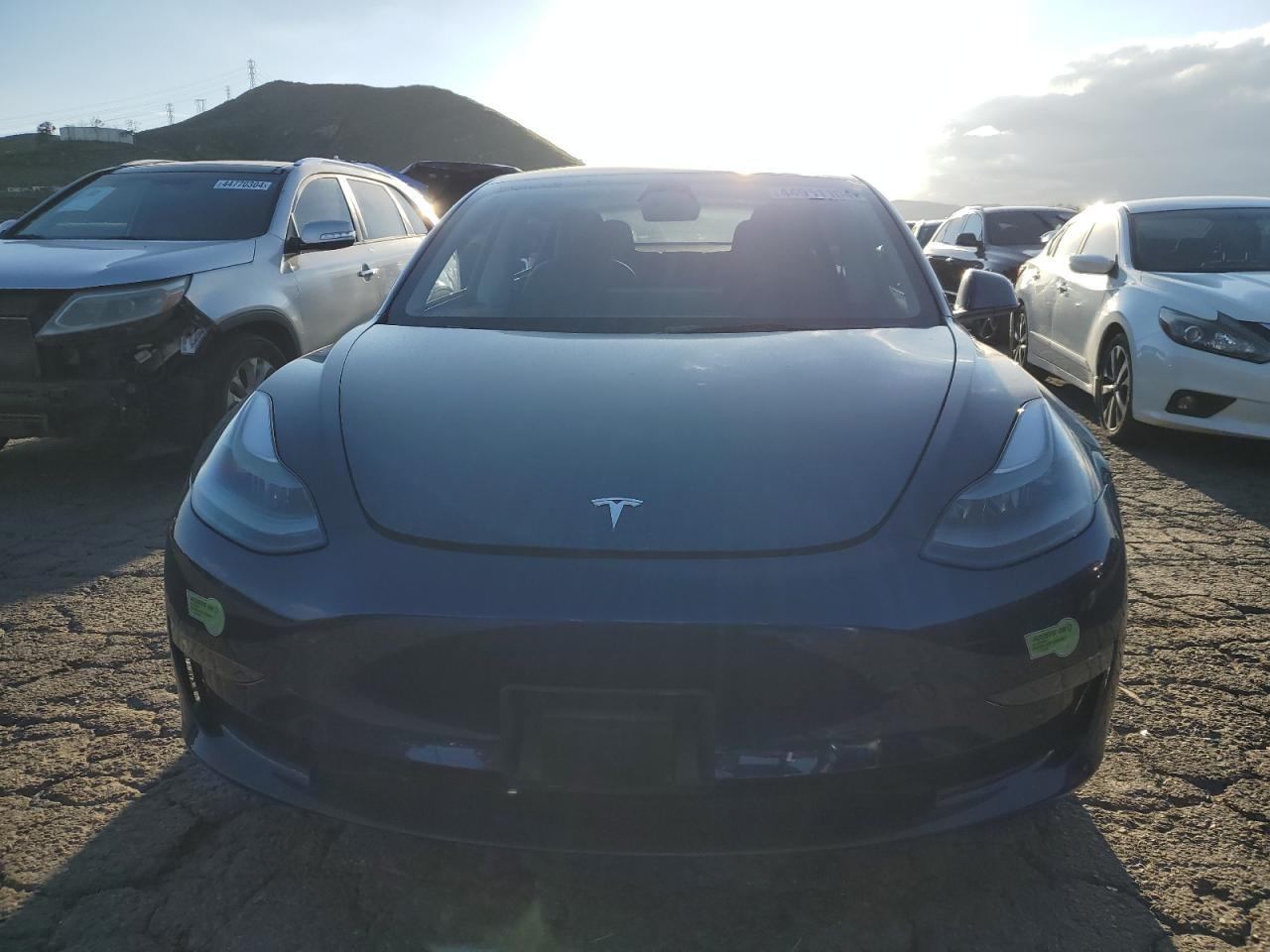 2022 TESLA MODEL 3 - Image 5