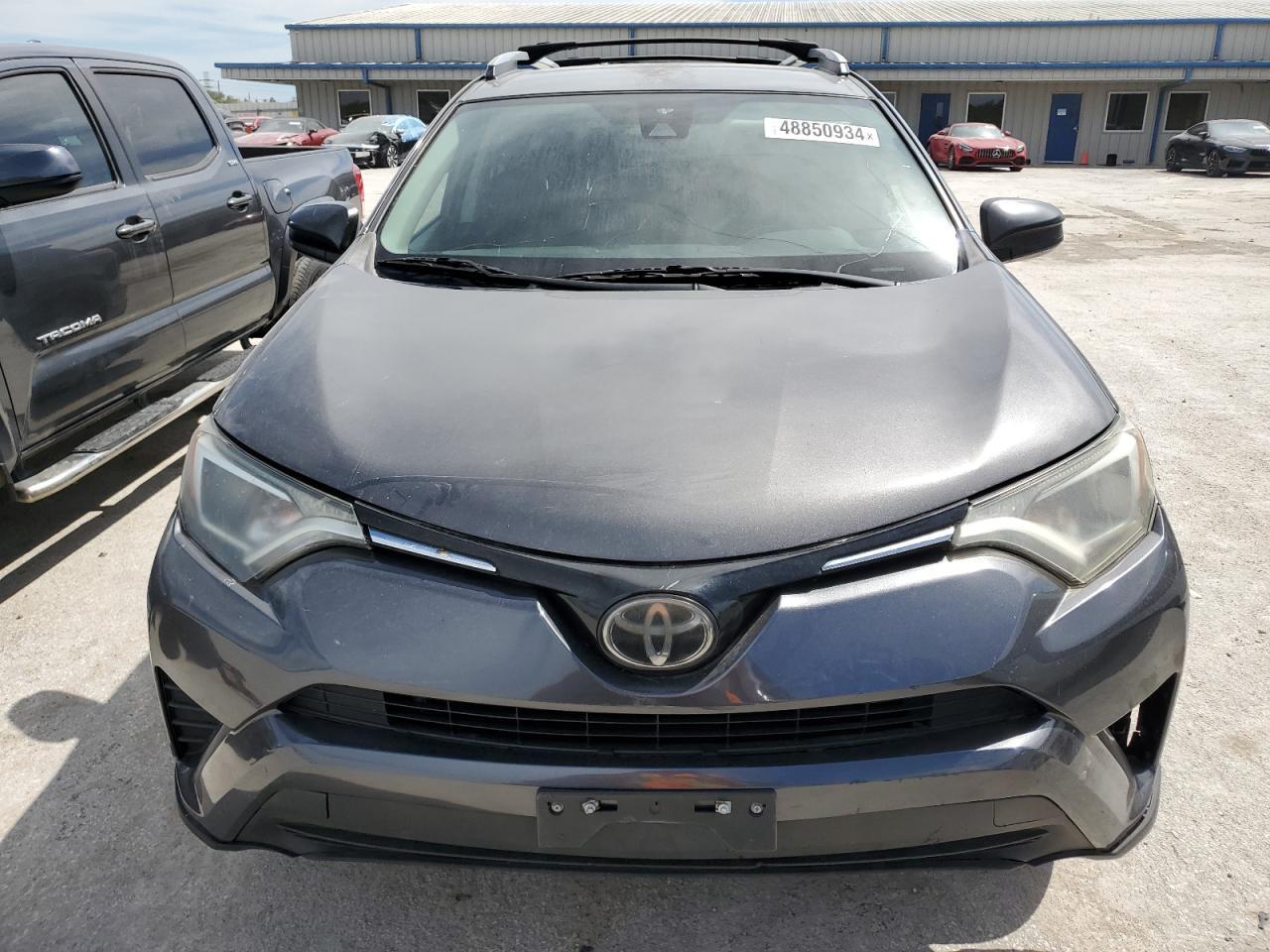2017 TOYOTA RAV4 LE - Image 5