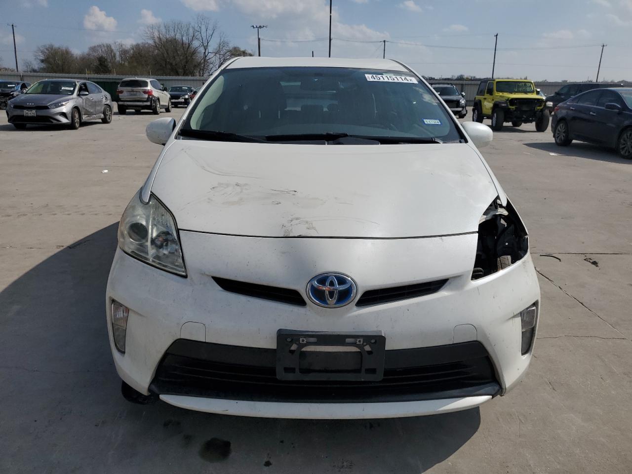 2015 TOYOTA PRIUS - Фото 5