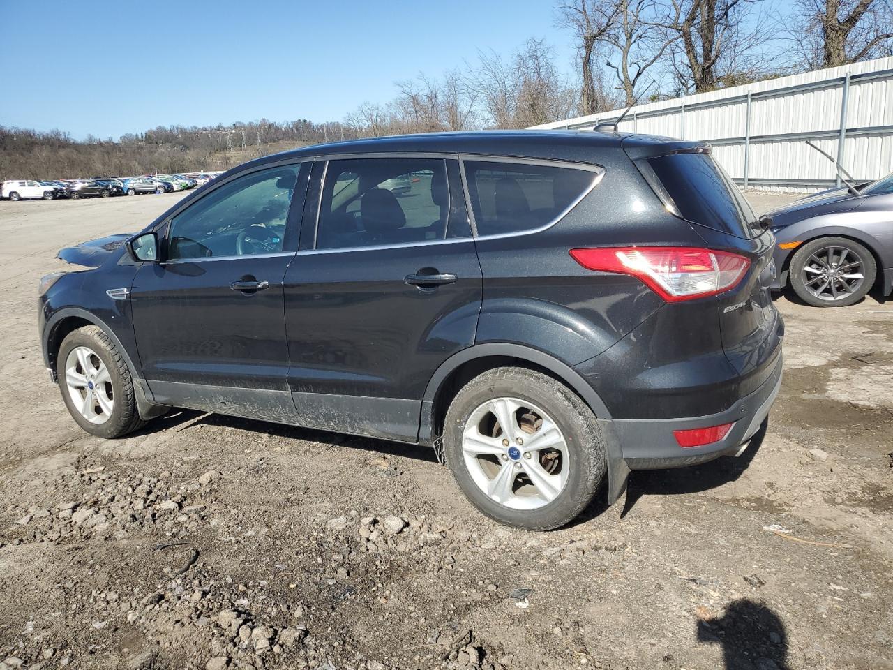 2015 FORD ESCAPE SE - Image 2
