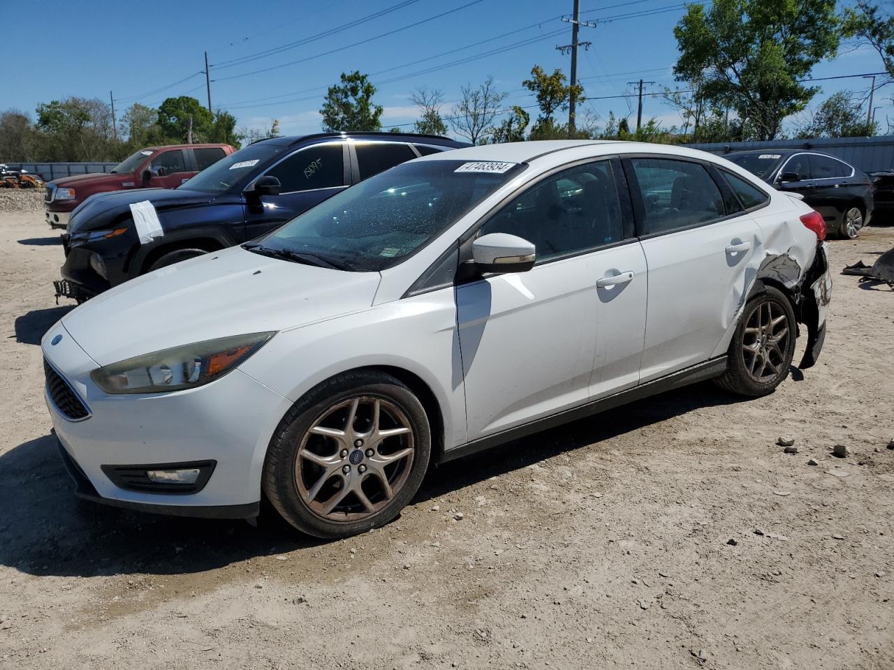 2015 FORD FOCUS SE car image