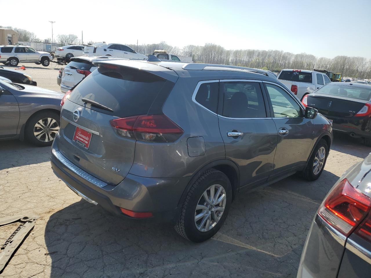 2018 NISSAN ROGUE S - Фото 3