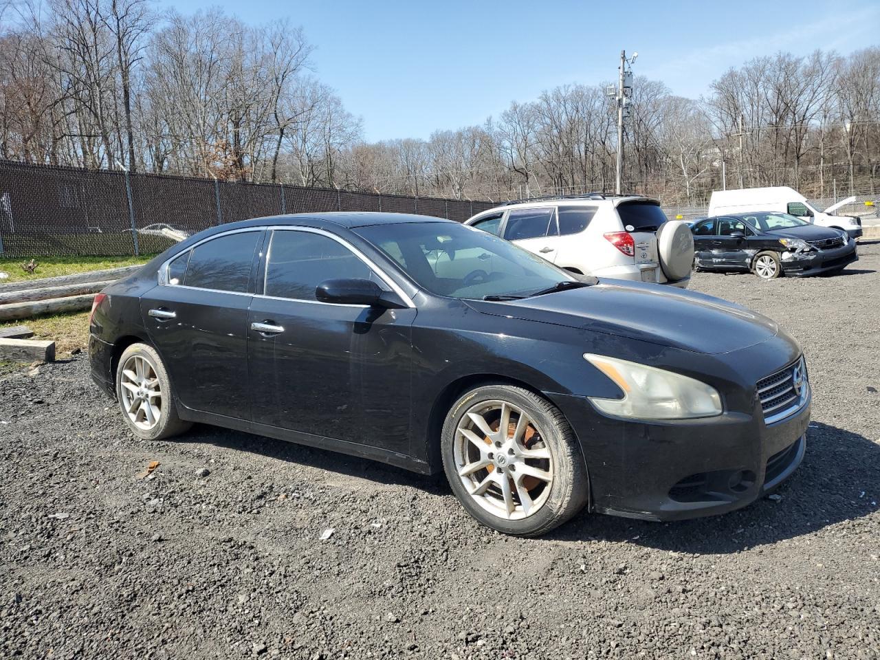 2011 NISSAN MAXIMA S - Image 4