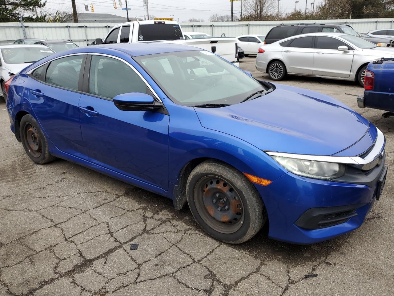 2016 HONDA CIVIC LX - Image 4