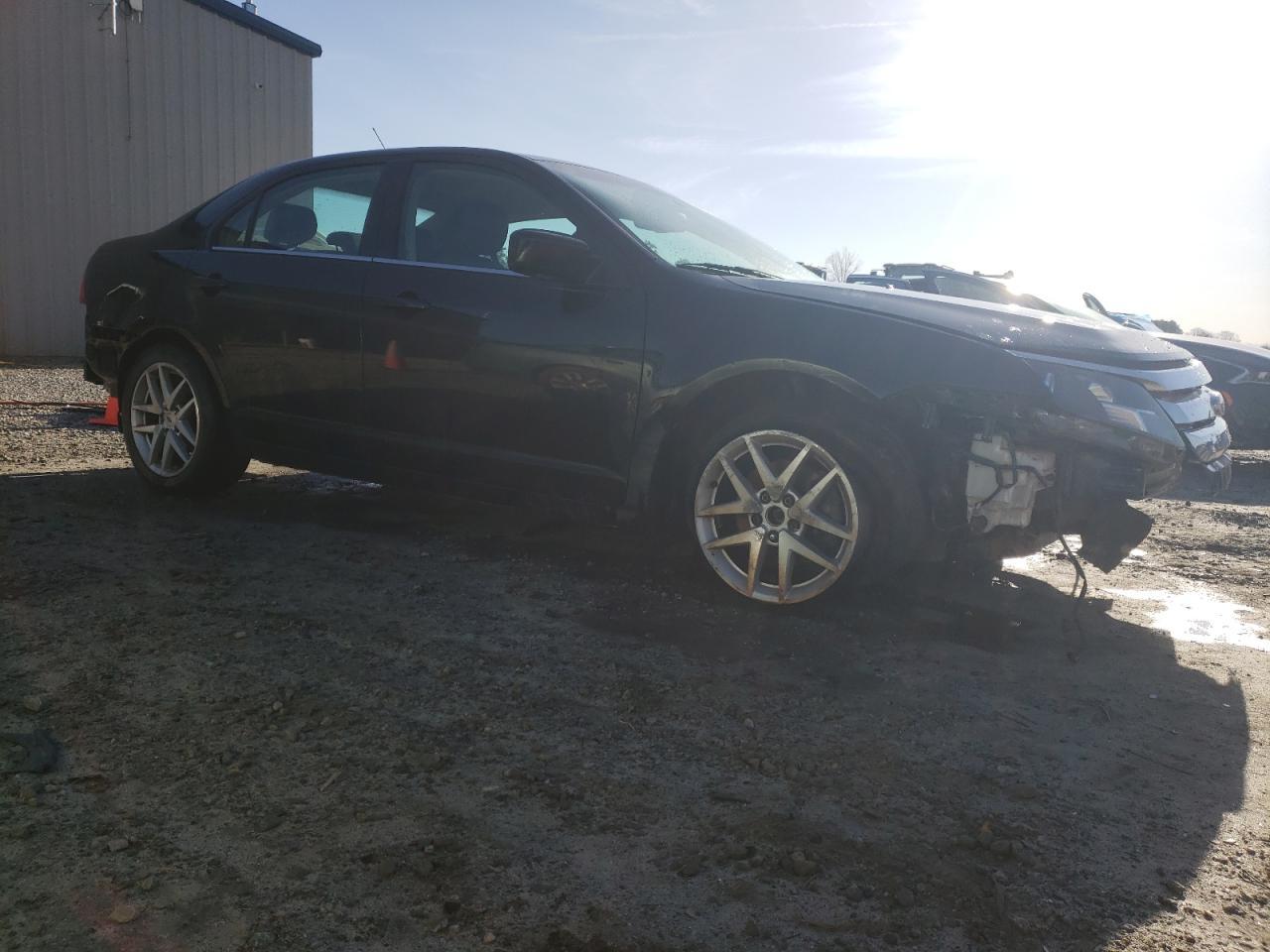 2011 FORD FUSION SEL - Image 4