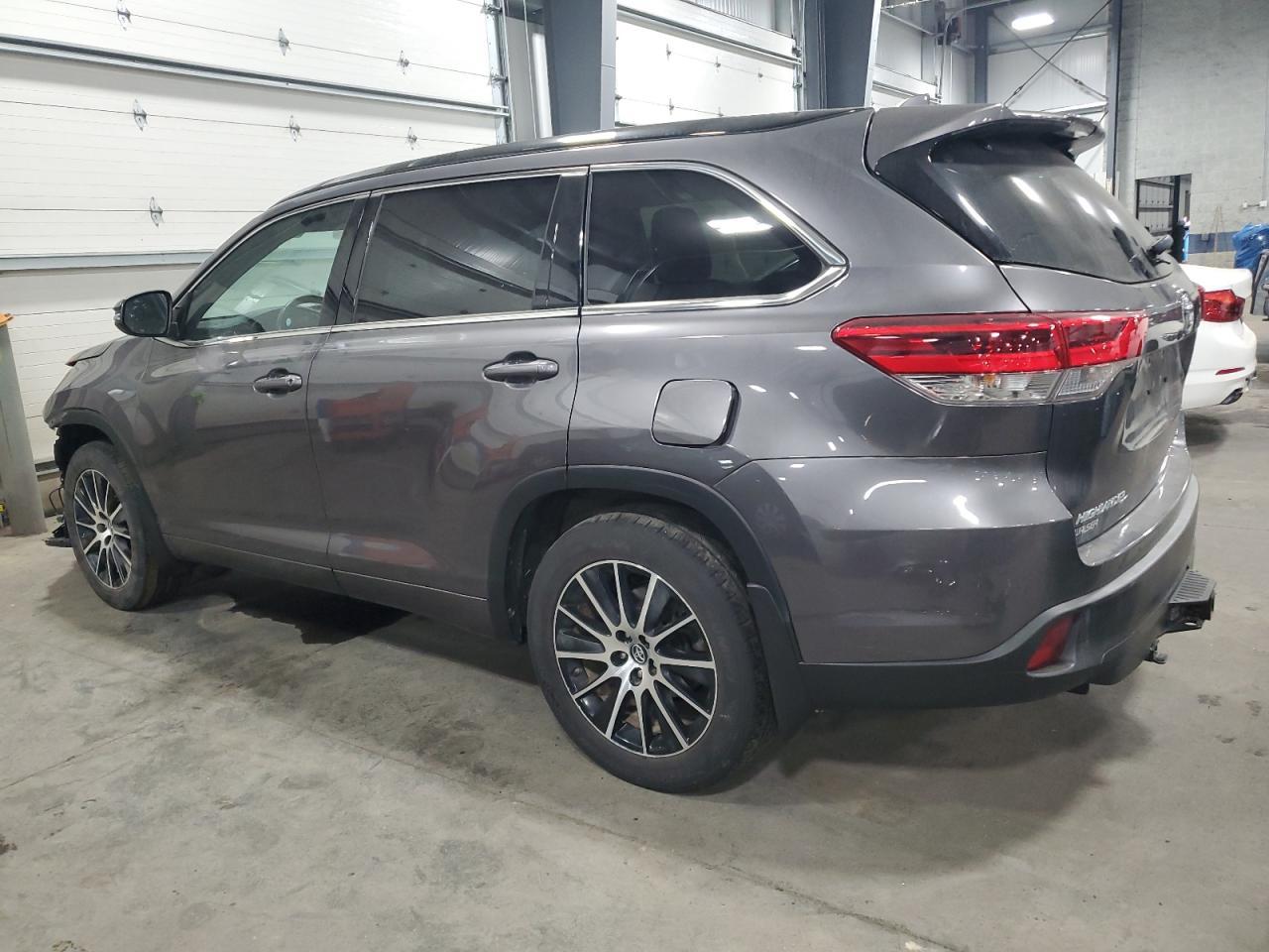 2018 TOYOTA HIGHLANDER - Фото 2