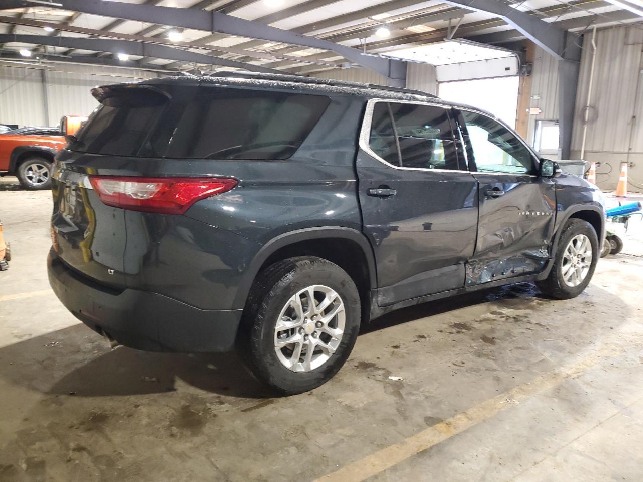 2021 CHEVROLET TRAVERSE L - Фото 3