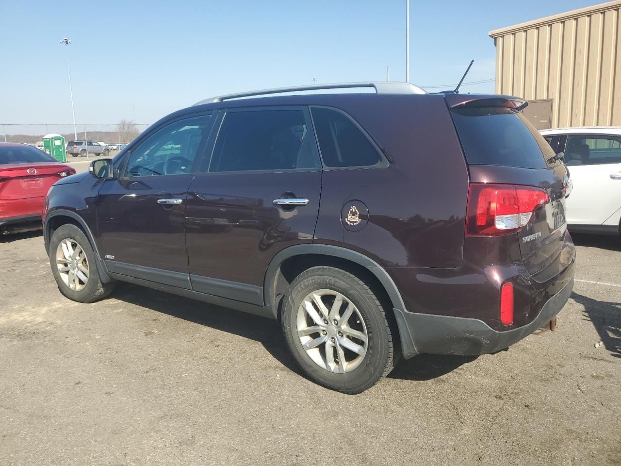 2014 KIA SORENTO LX - Image 2