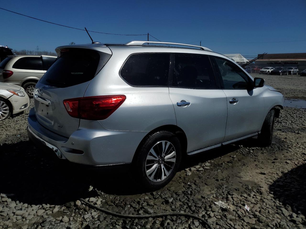 2018 NISSAN PATHFINDER - Image 3