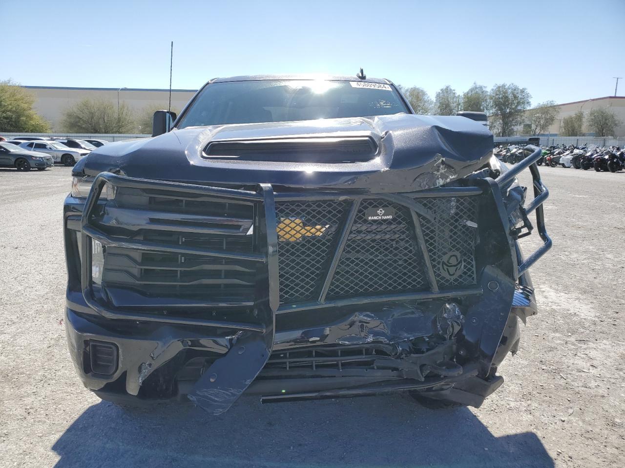 2024 CHEVROLET SILVERADO - Фото 5