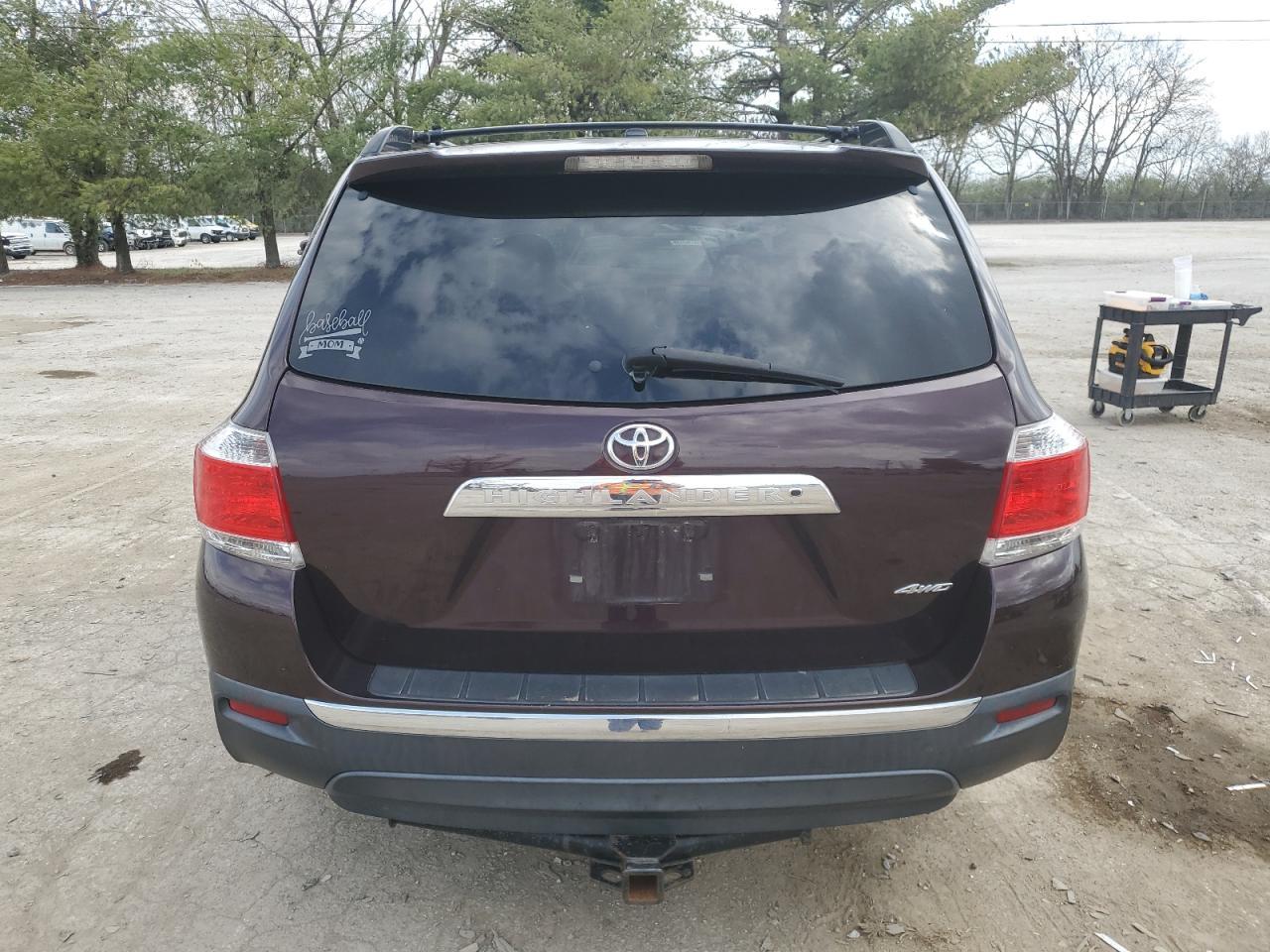 2011 TOYOTA HIGHLANDER - Фото 6