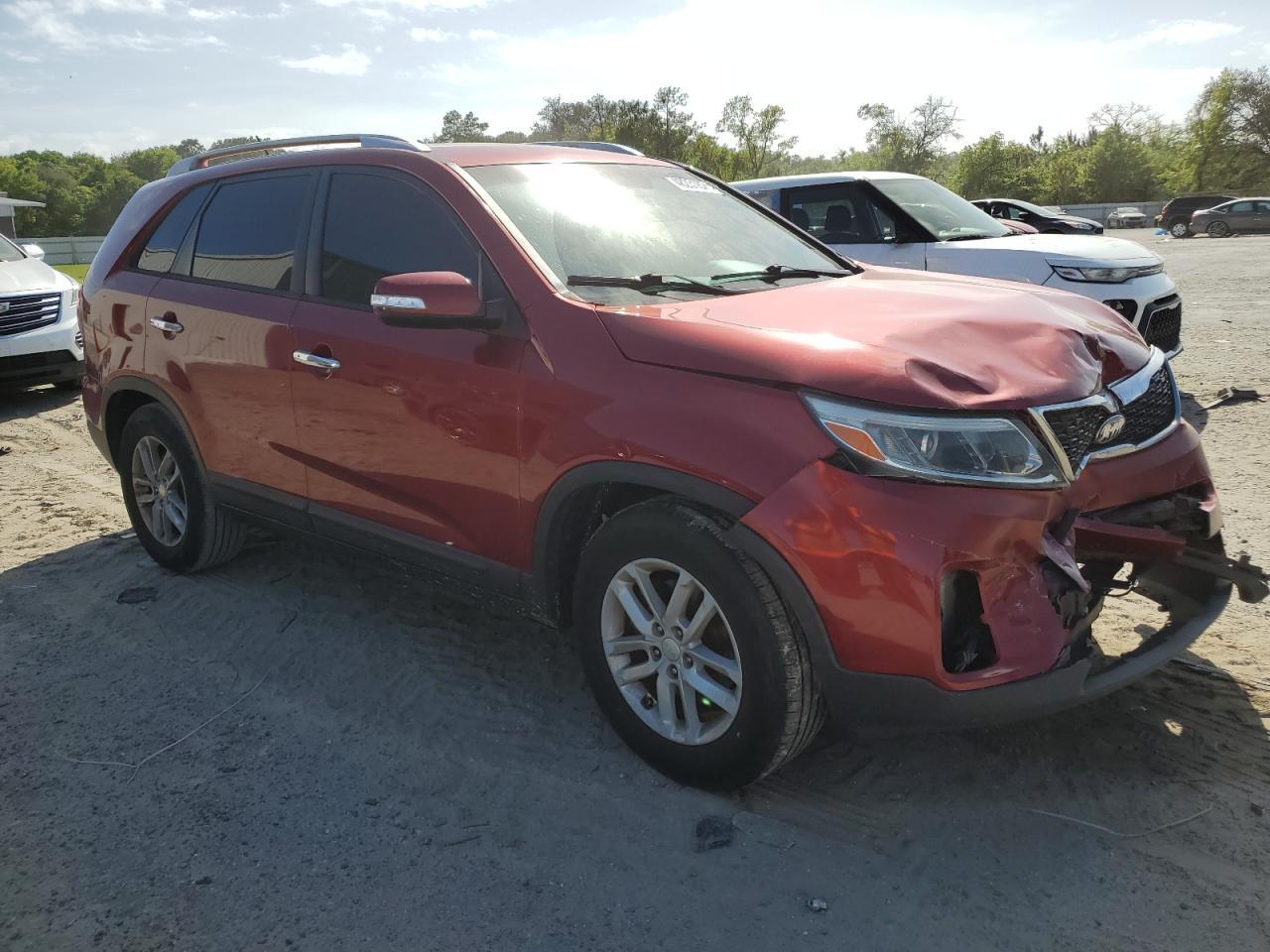 2014 KIA SORENTO LX - Image 4