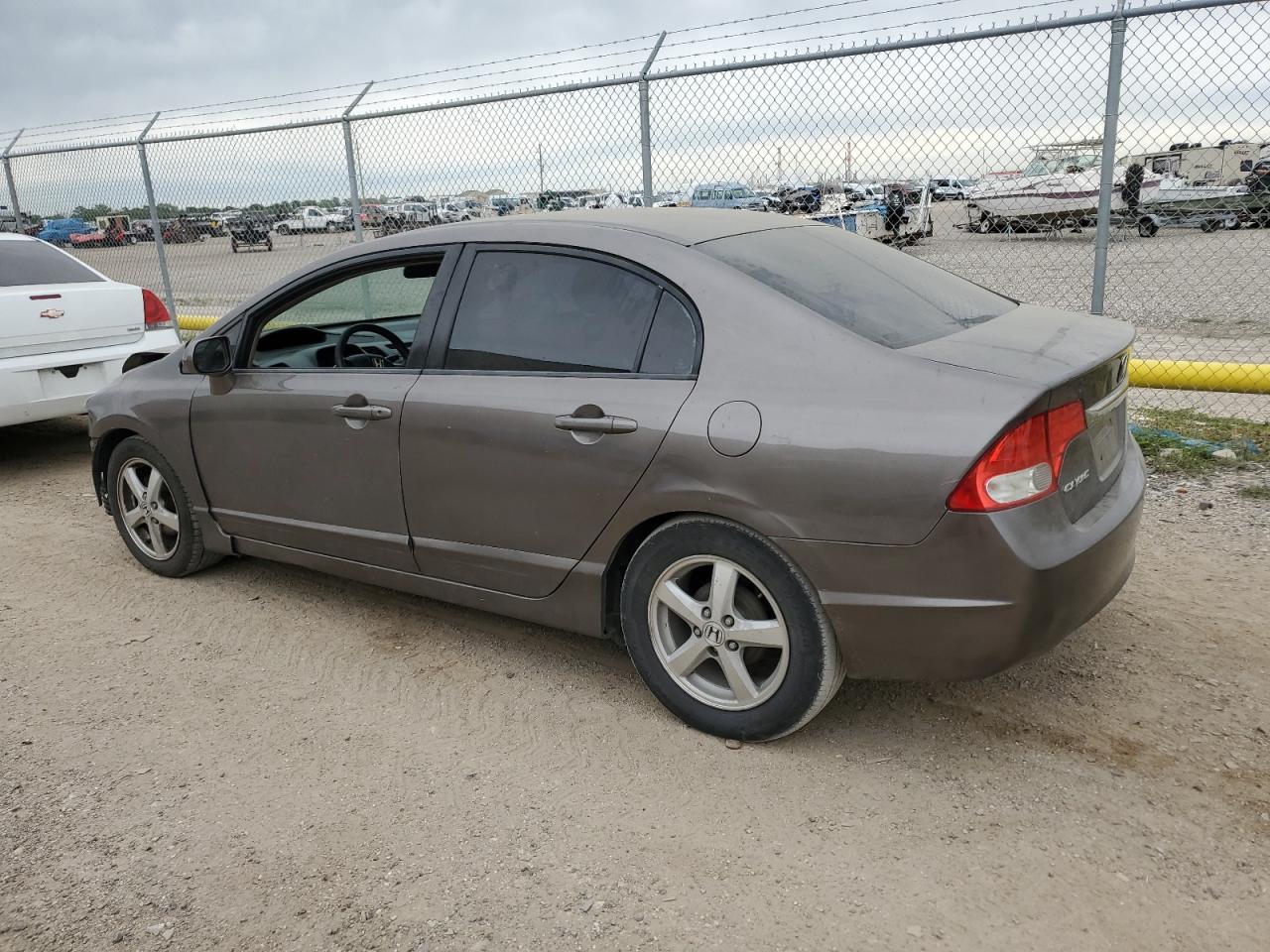 2011 HONDA CIVIC LX - Image 2