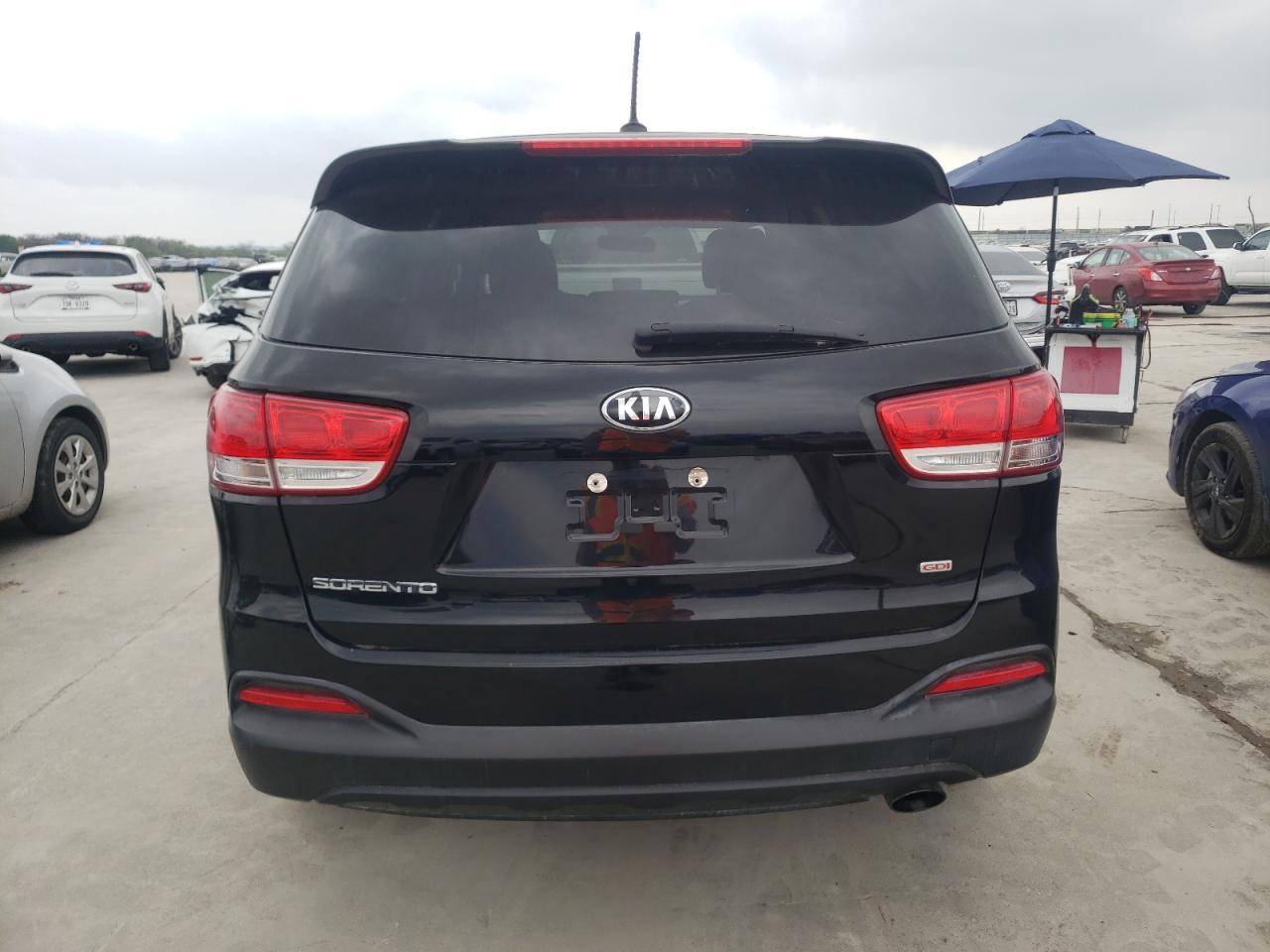 2017 KIA SORENTO LX - Фото 6