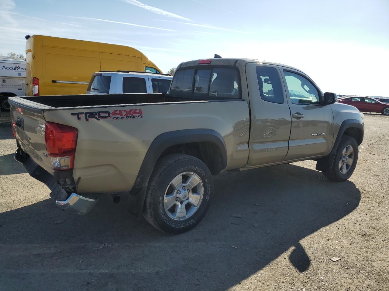 2017 TOYOTA TACOMA ACC - Фото 3