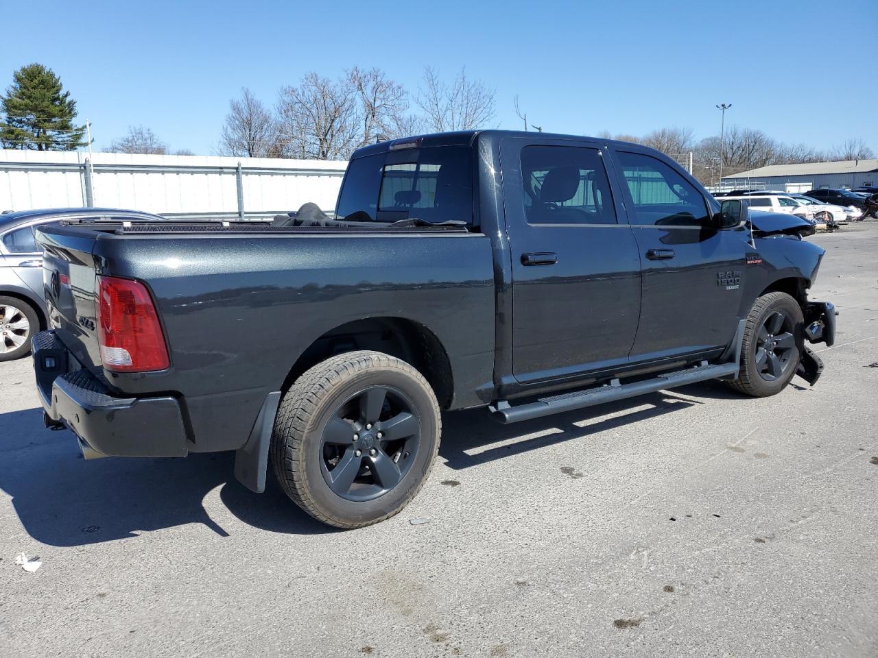 2019 RAM 1500 CLASS - Image 3