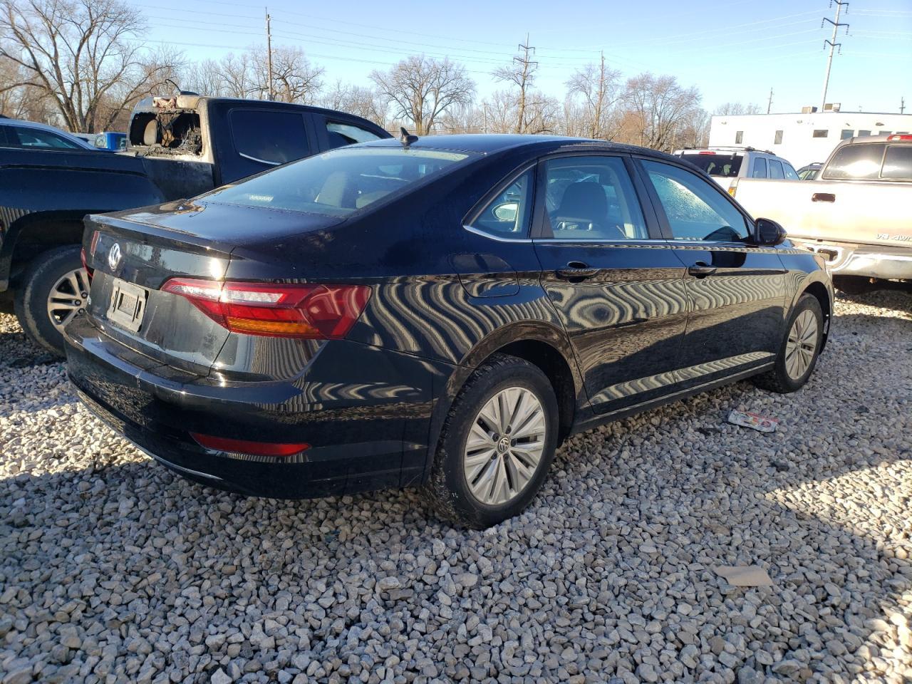 2019 VOLKSWAGEN JETTA S - Фото 3