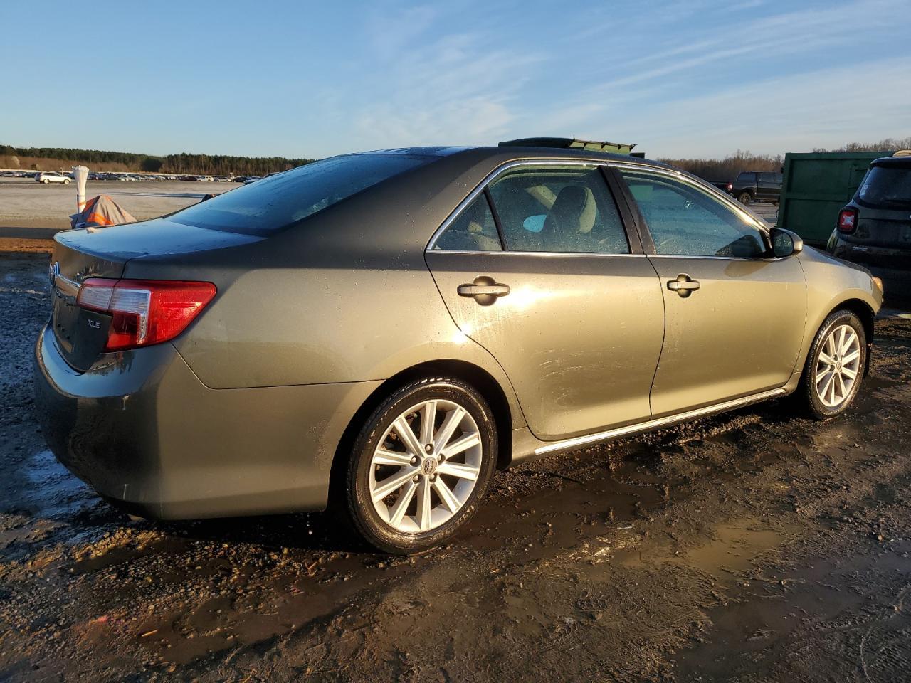 2012 TOYOTA CAMRY - Image 3