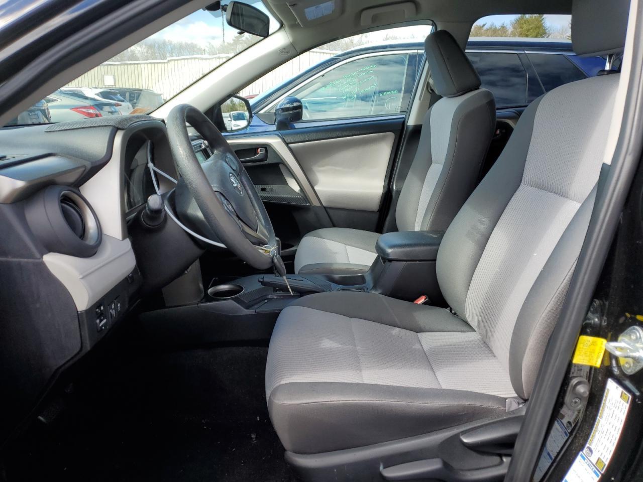 2014 TOYOTA RAV4 LE - Фото 7