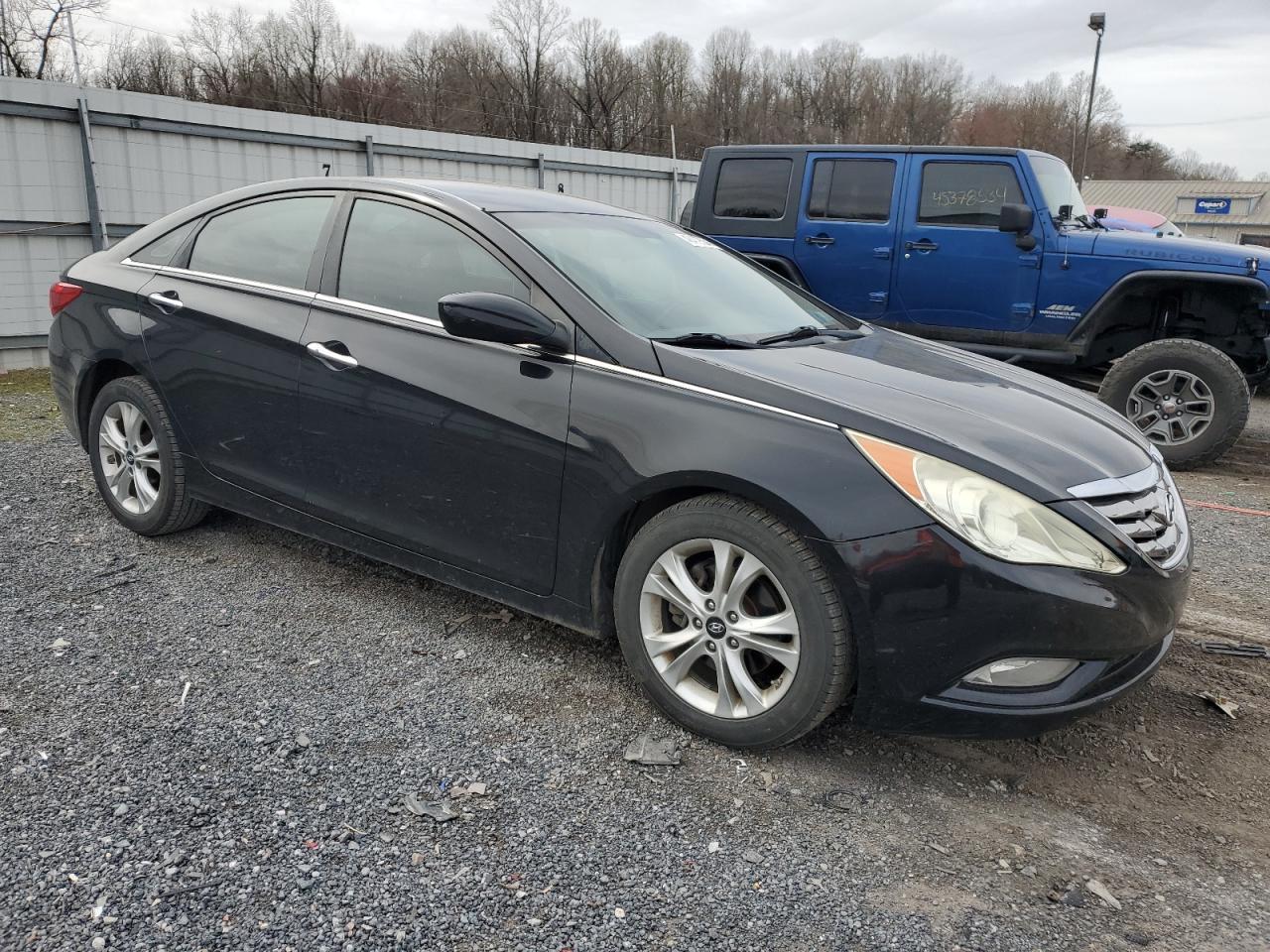 2011 HYUNDAI SONATA - Image 4