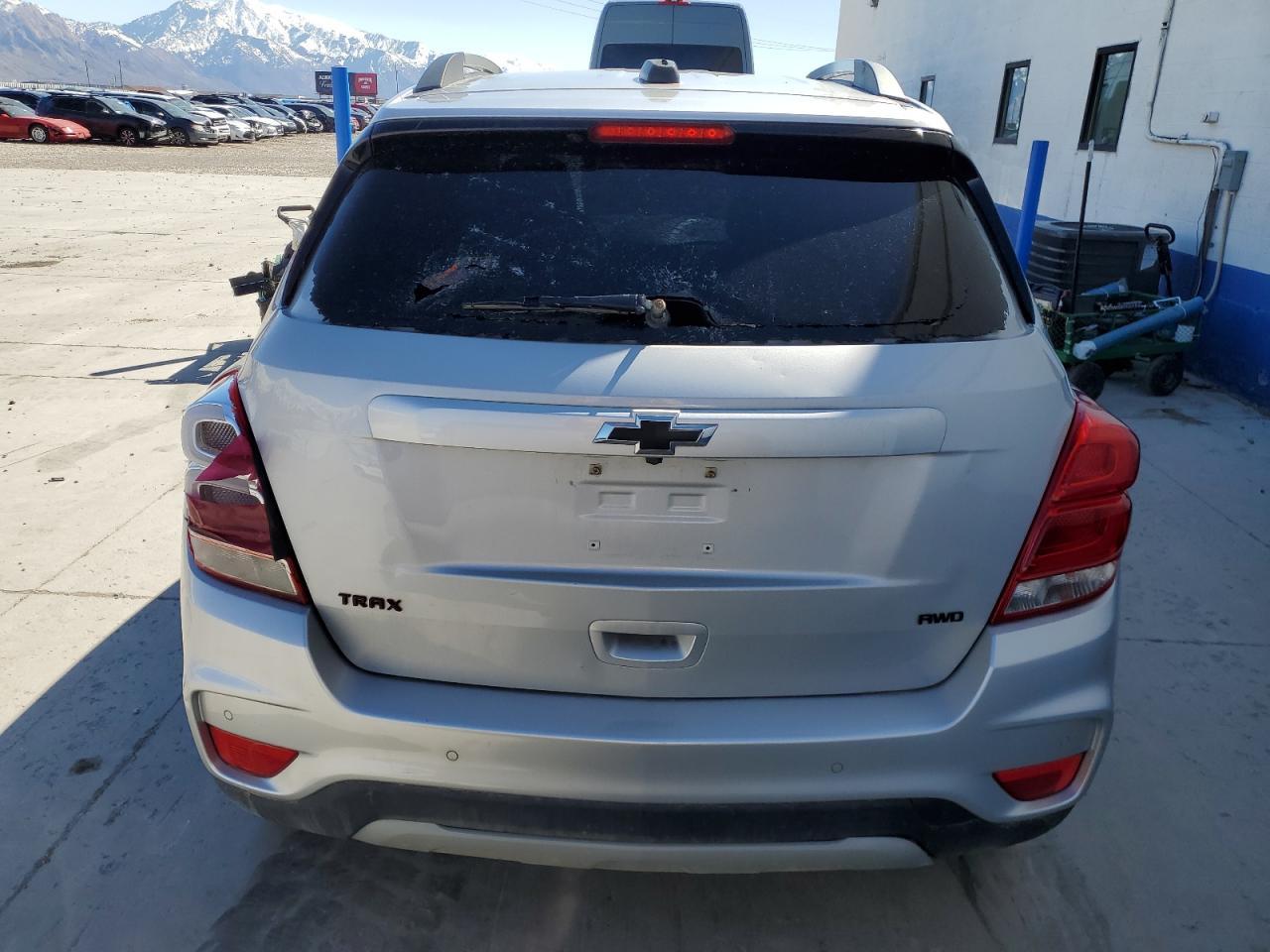 2019 CHEVROLET TRAX 1LT - Фото 6