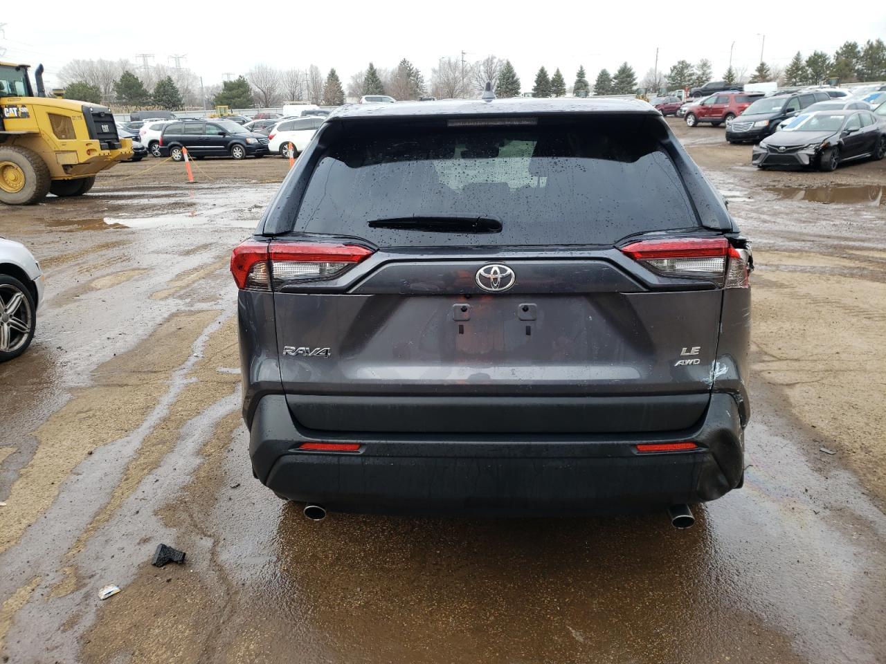 2023 TOYOTA RAV4 LE - Фото 6