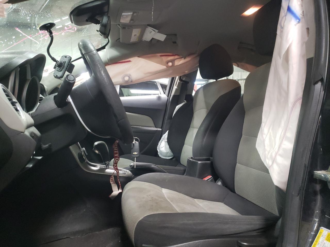 2012 CHEVROLET CRUZE LS - Image 7