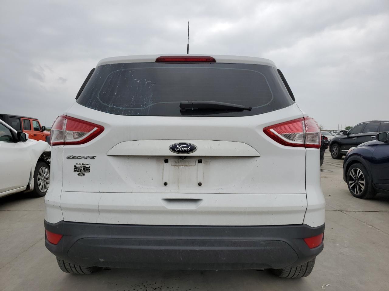 2015 FORD ESCAPE S - Image 6