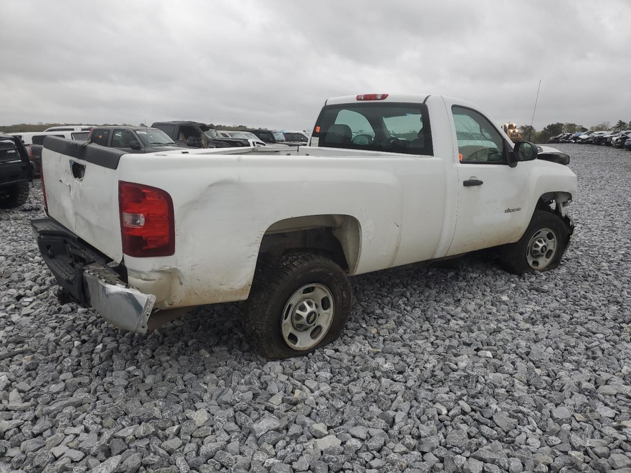 2013 CHEVROLET SILVERADO - Фото 3