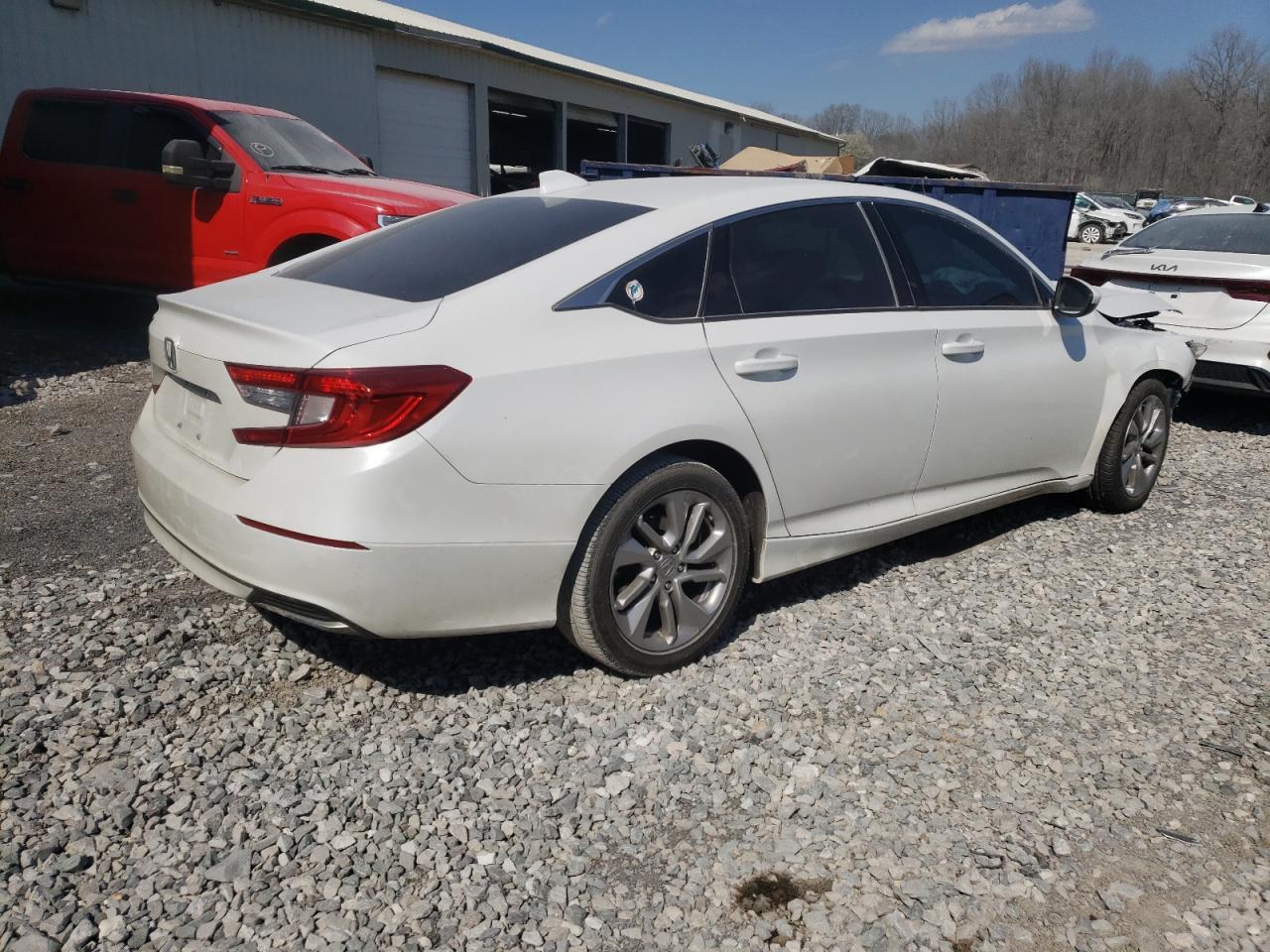 2018 HONDA ACCORD LX - Фото 3